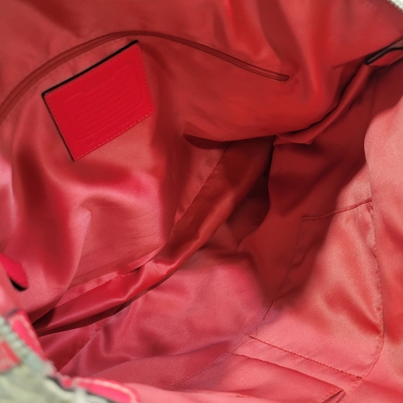🔹️COACH 🔹️ metallic signature sateen tote ✨️🩷[ With Flaws] - Picture 17 of 17